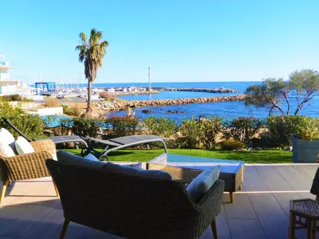 T2 neuf avec piscine à débordement et terrasse 30m² - Solenzara : photo 8