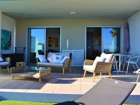 T2 neuf avec piscine à débordement et terrasse 30m² - Solenzara : photo 9