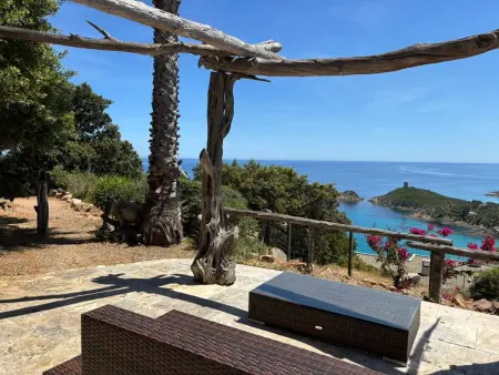 Appartement F4 vue mer à Sainte Lucie de Porto-Vecchio - Photo 3
