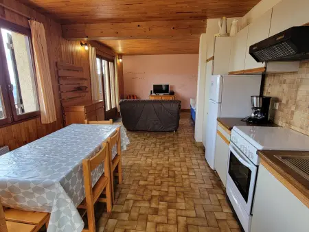 Appartement 6 pers, 2 ch, balcon Sud-Est à Saint-Michel-de-Chaillol : photo 2