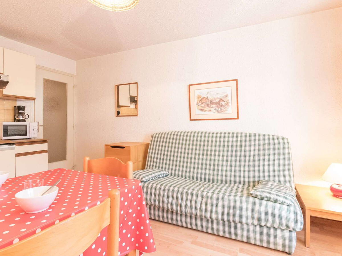 T2 Briançon, balcon vue montagne et parking privé - Photo 8