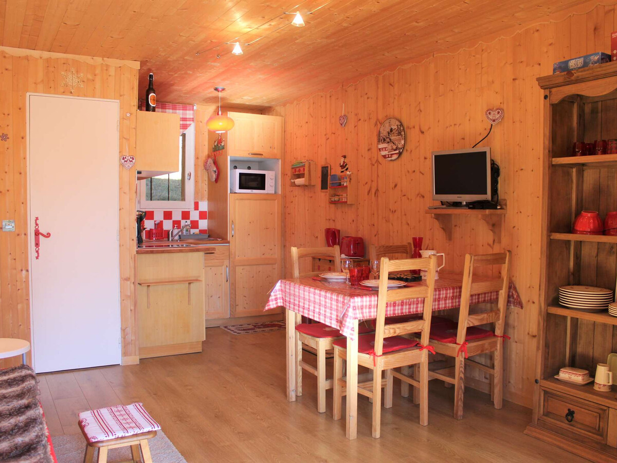 Studio Vars Les Claux, balcon Sud-Est à 50m des pistes - Photo 1