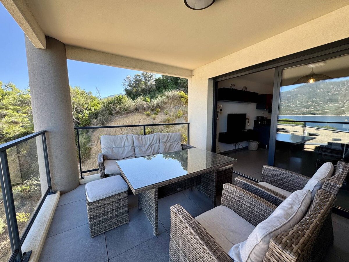 Appartement front de mer Propriano, parking & terrasse - Photo 3