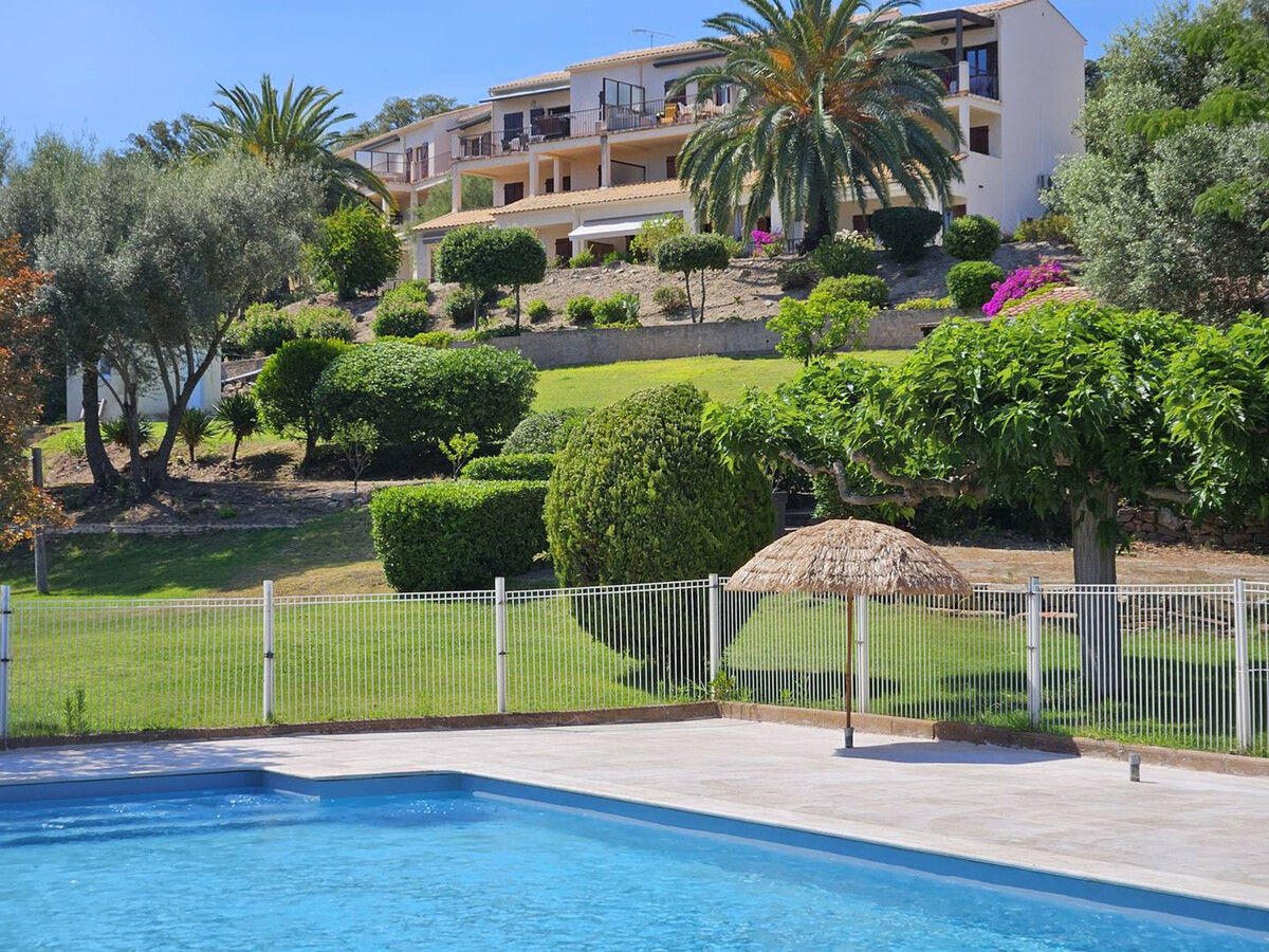 Studio vue mer climatisé à Sari-Solenzara, 200m de la plage - Photo 3