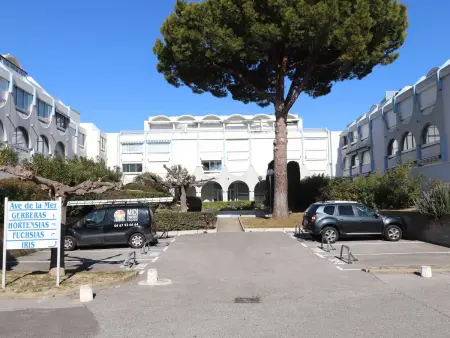 3P avec terrasse 23m² et piscine au Grau-du-Roi : photo 12