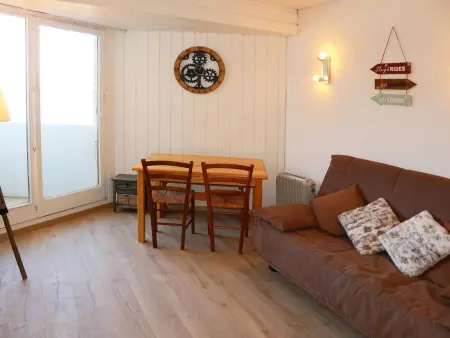 Studio 4 pers aux Orres 1650, départ skis aux pieds : photo 2