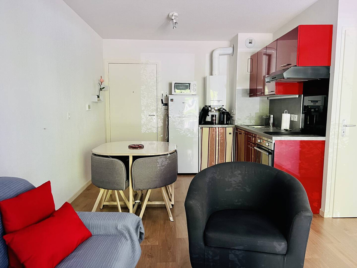T2 rez-de-chaussée avec terrasse et parking à Hasparren - Photo 3