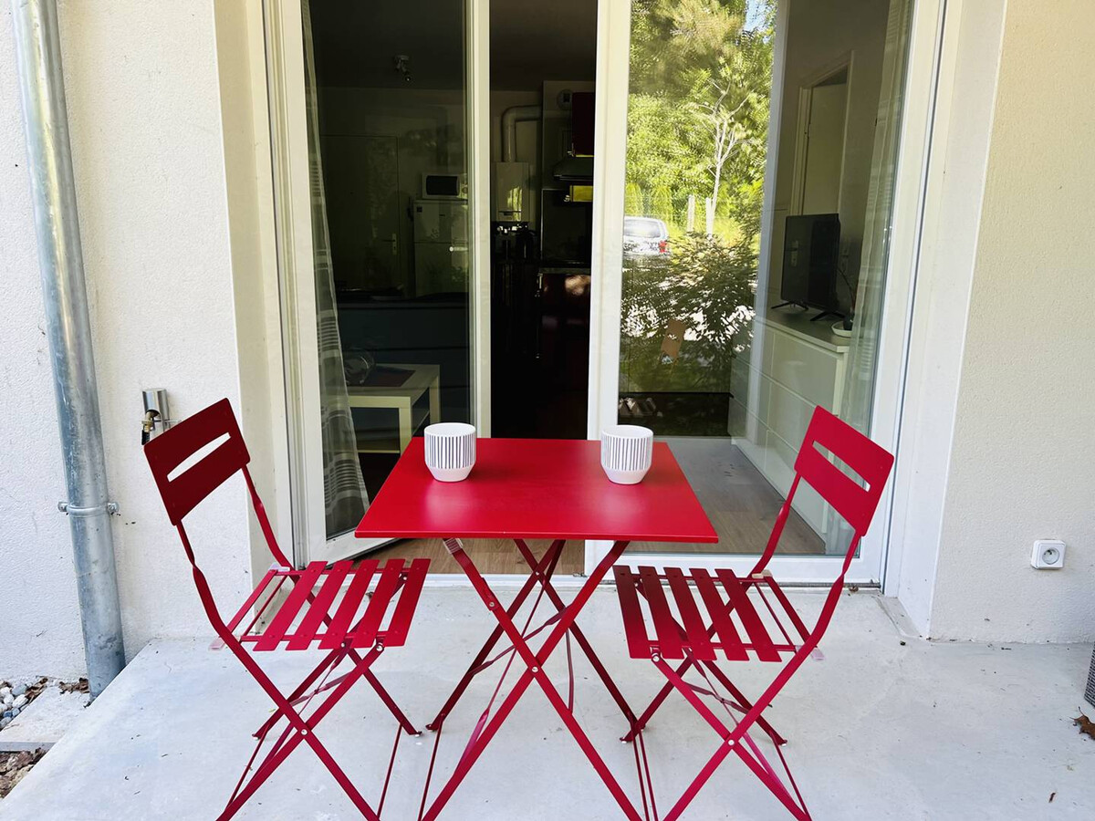 T2 rez-de-chaussée avec terrasse et parking à Hasparren - Photo 10