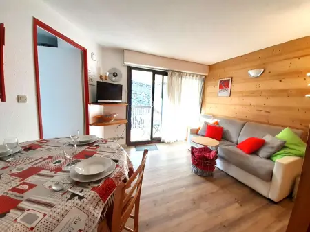 Location appartement à Saint Lary Soulan, T2 6 pers, balco, cuisine Eq, casier skis, 1700m, Saint-Lary