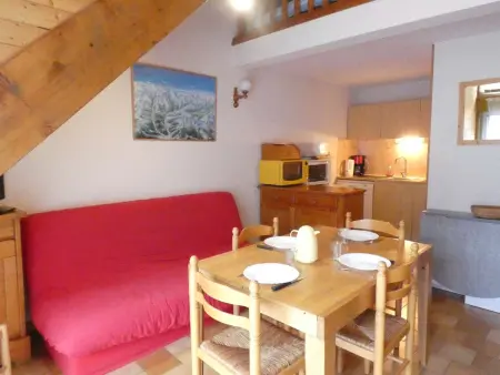 Location appartement à Saint Lary Soulan, Duplex 6 personnes avec balcon, Saint-Lary-Soulan, près des pistes, parking et casier à ski
