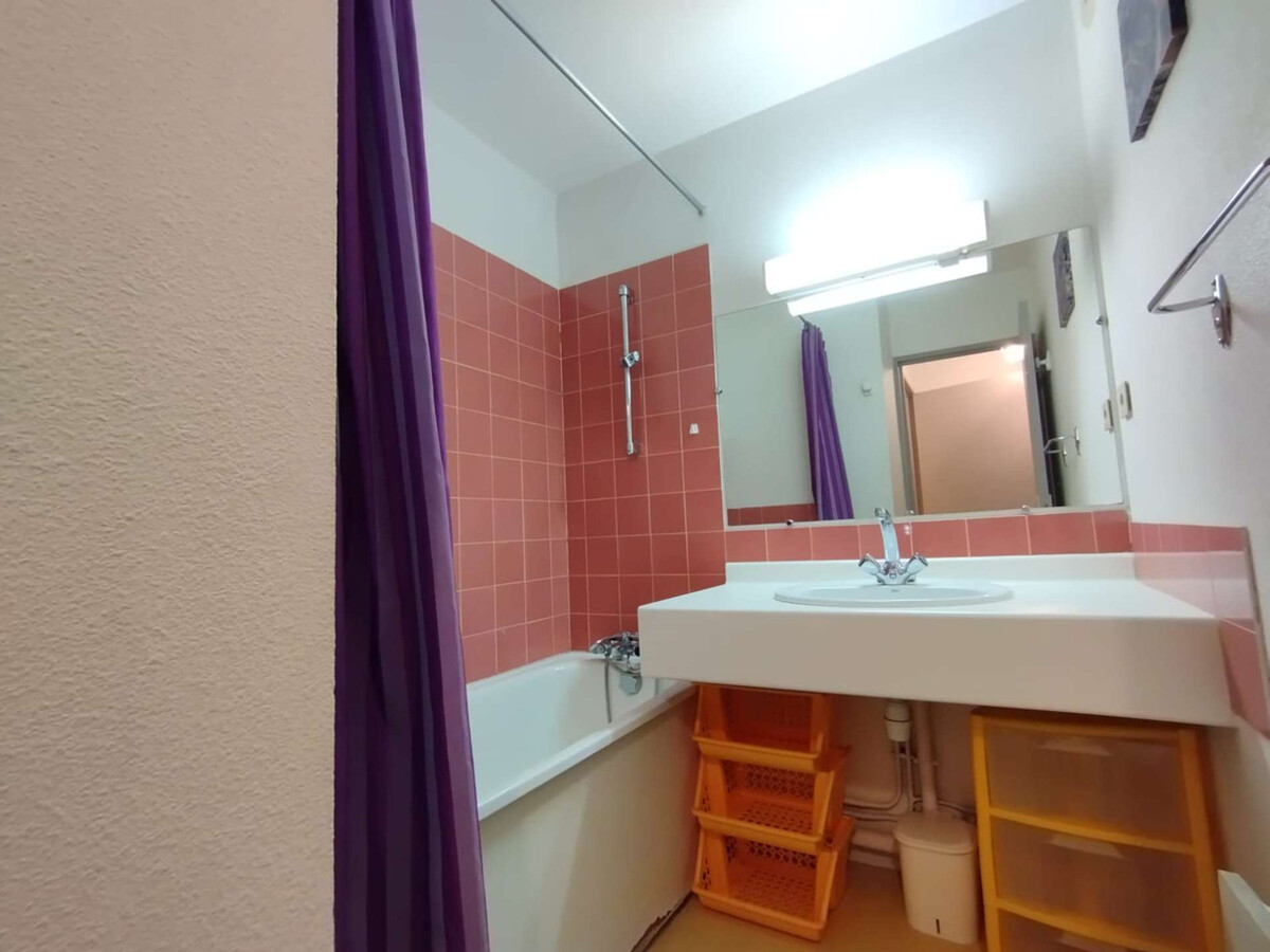T2 cabine 6 pers avec balcon à Saint-Lary-Soulan - Photo 10