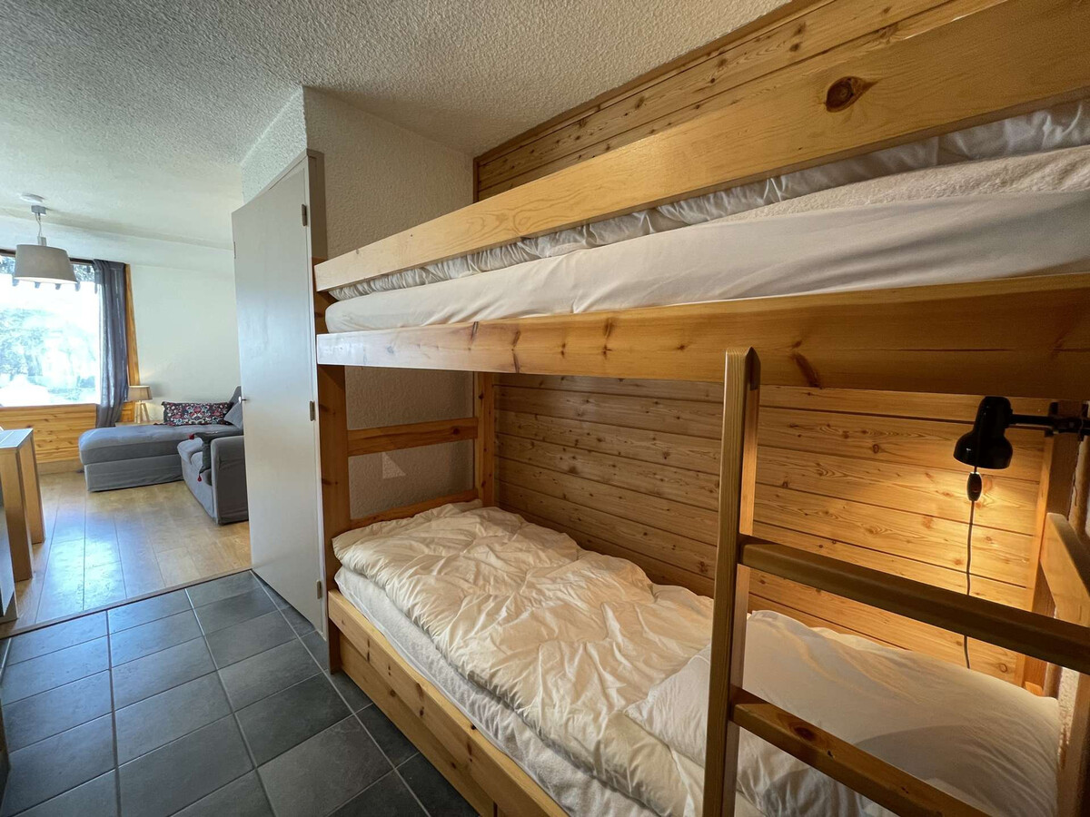 Studio rénové Saint-Chaffrey, jardin montagne, parking - Photo 2