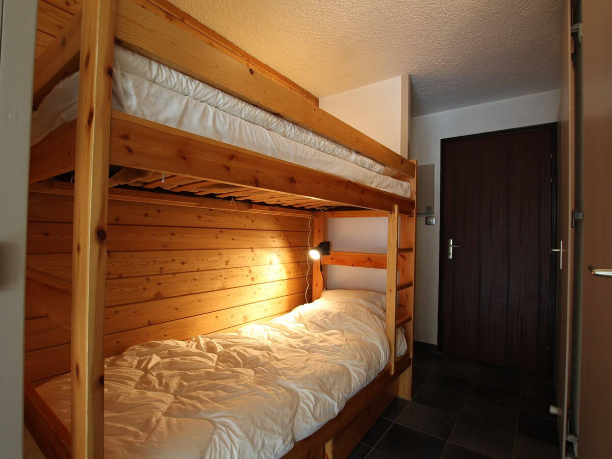 Studio rénové Saint-Chaffrey, jardin montagne, parking - Photo 7