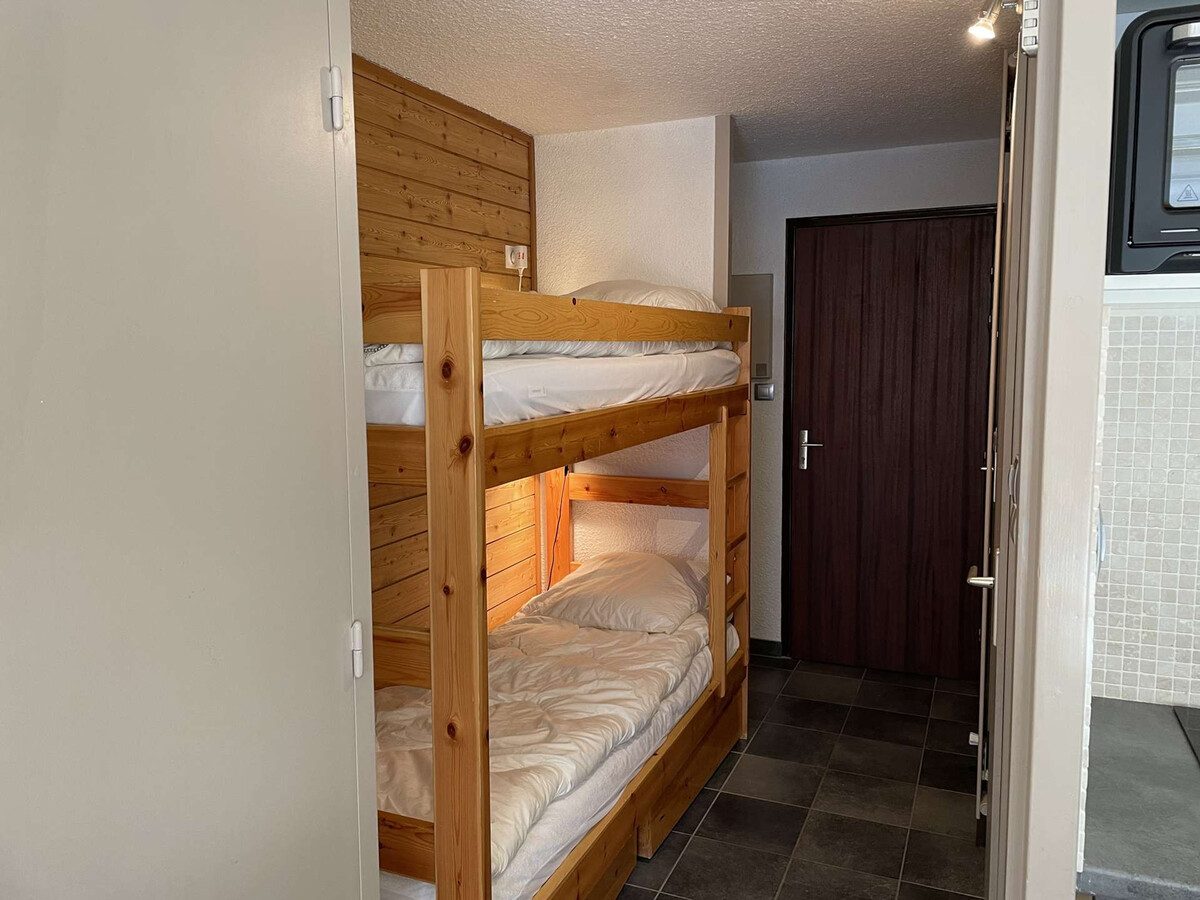 Studio rénové Saint-Chaffrey, jardin montagne, parking - Photo 19