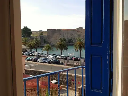 Appartement 6 pers. vue port à 30m de la plage