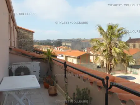 Location appartement à Collioure, Appartement climatisé avec piscine et parking privé à Collioure