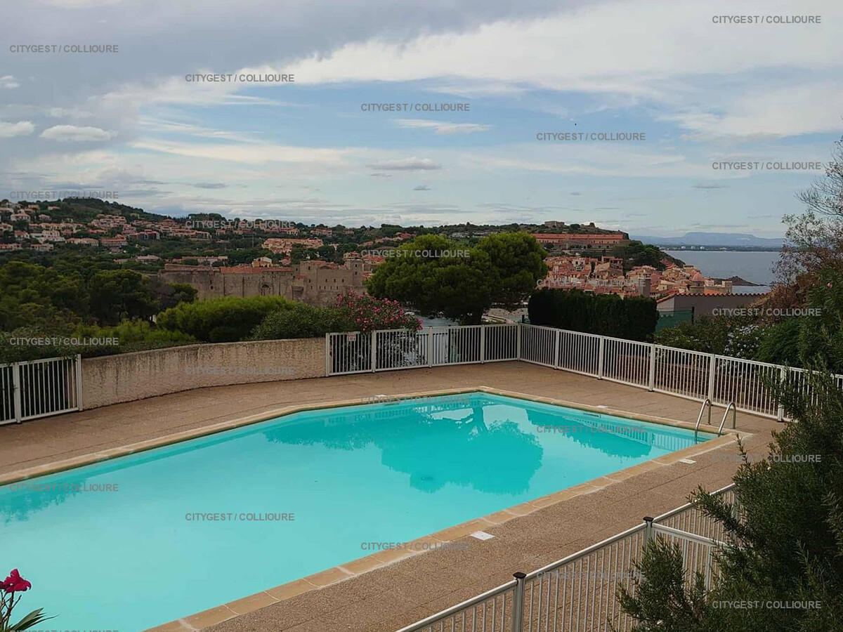 F2 Collioure vue baie, piscine et parking - Photo 10