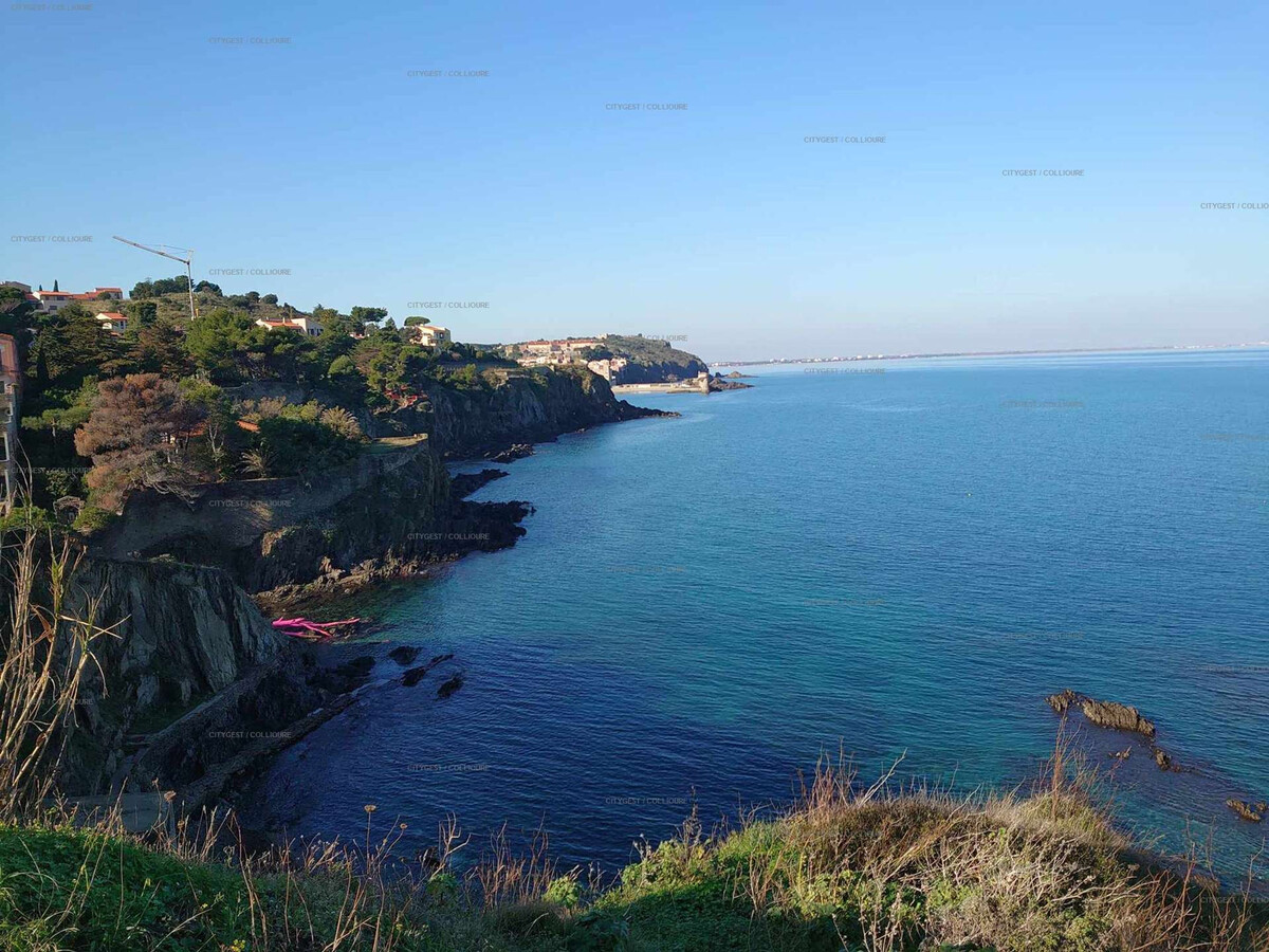 F2 Collioure vue baie, piscine et parking - Photo 12