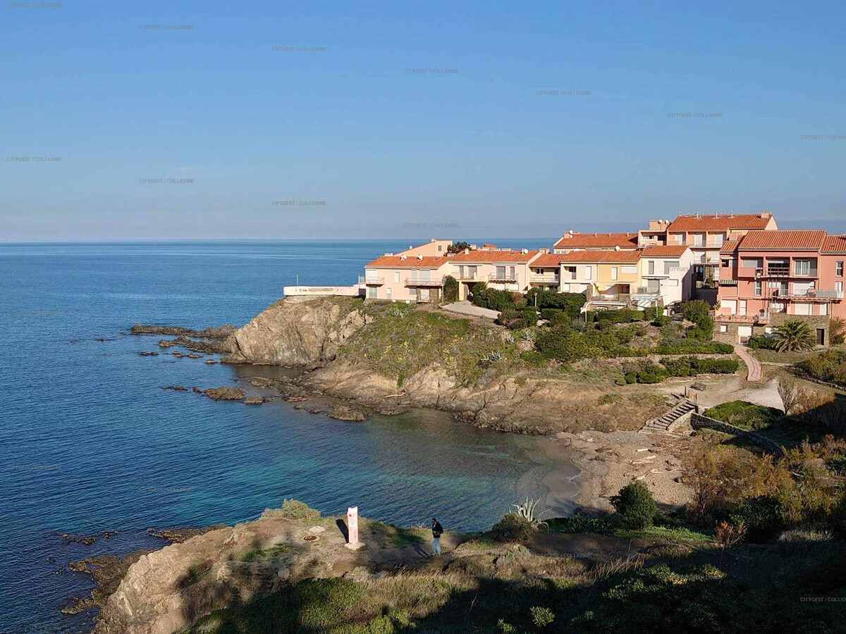 F2 Collioure vue baie, piscine et parking - Photo 13