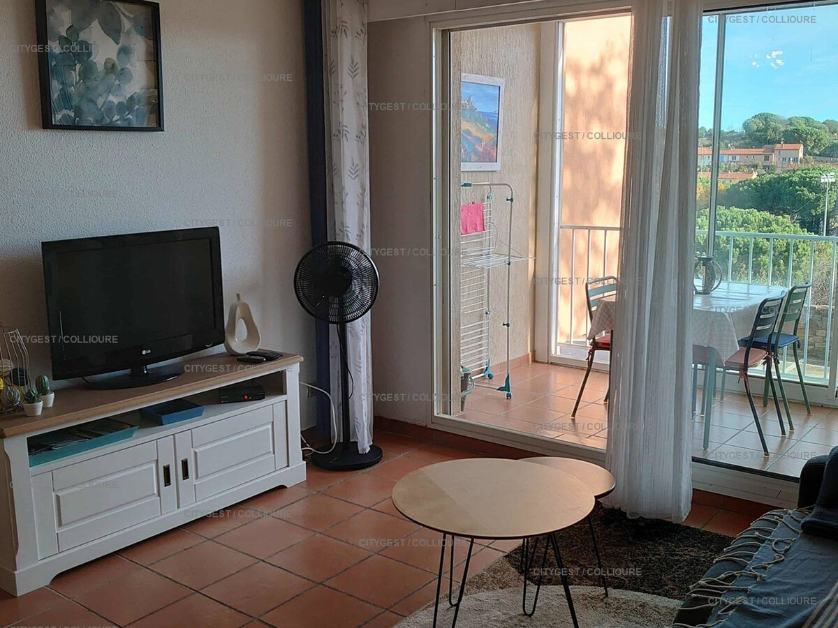Studio rénové Collioure, vue baie et parking privé - Photo 9