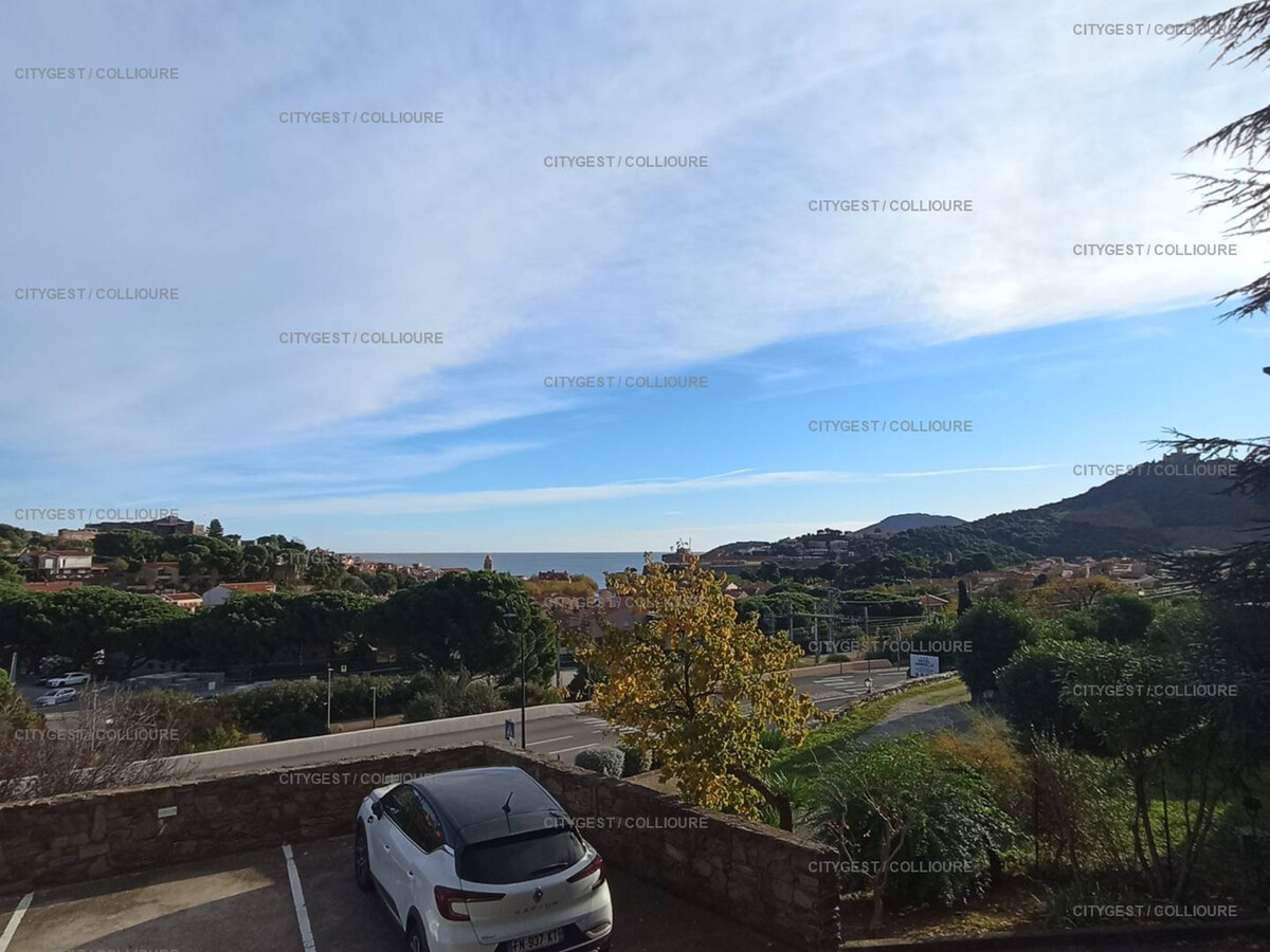 Studio rénové Collioure, vue baie et parking privé - Photo 10