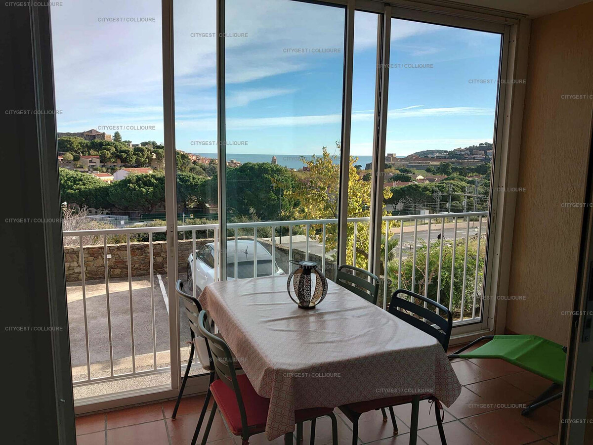 Studio rénové Collioure, vue baie et parking privé - Photo 12