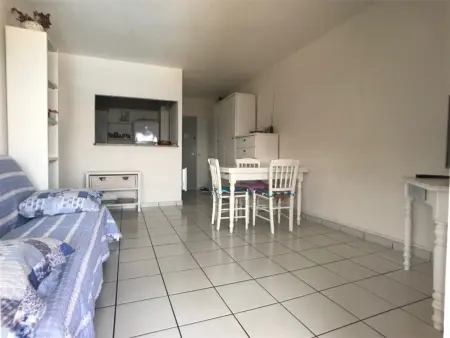 Appartement 2 pièces + cabine vue mer, piscine et plage : photo 14