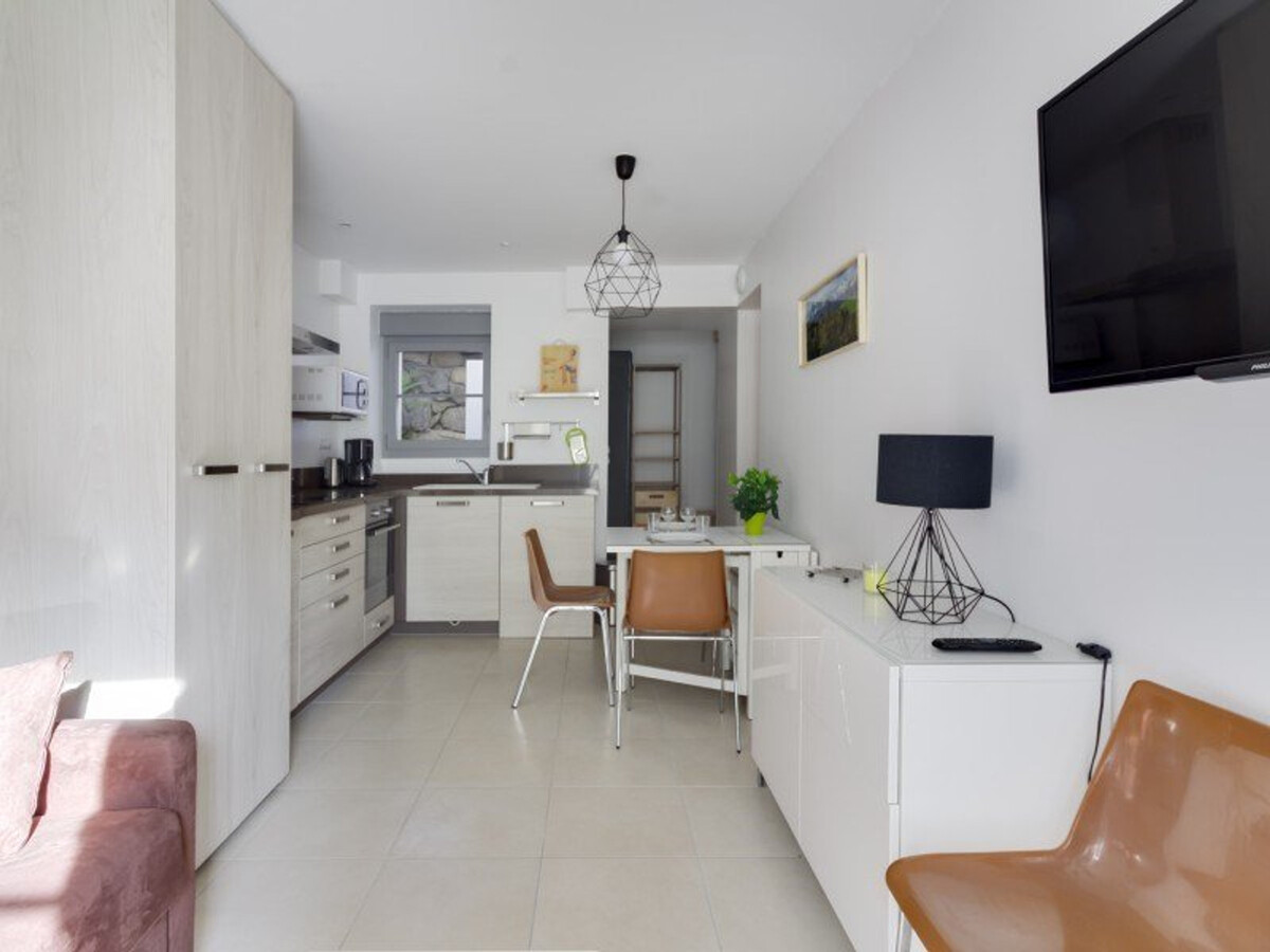 Studio 28m² centre Cauterets, terrasse sud et parking - Photo 8
