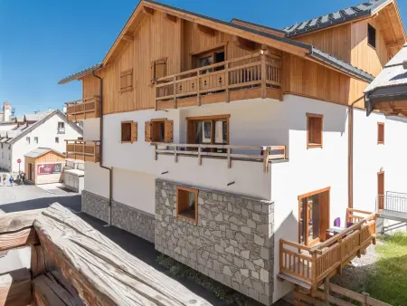 Appartement 54m² lumineux, balcon, cœur de Montgenèvre : photo 9