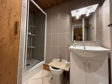 Studio 28 m² PMR balcon sud, vue pistes - Montgenèvre : photo 4