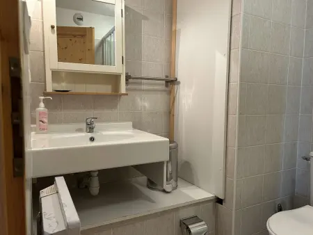 Studio 4 pers. Montgenèvre, 50m des pistes, parking : photo 8