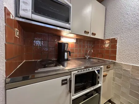 Studio 28m² rez-de-jardin avec terrasse à Montgenèvre : photo 8