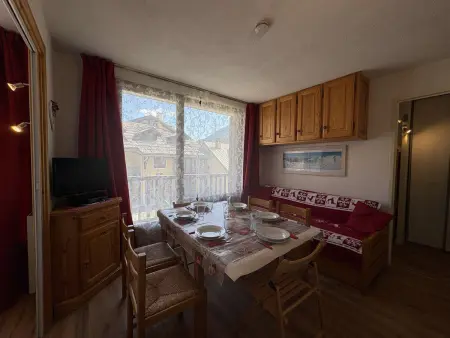 Appartement 3 pièces Montgenèvre, balcon vue sommets : photo 4