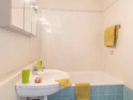 Studio 25m² rénové au centre, balcon ouest, parking : photo 7