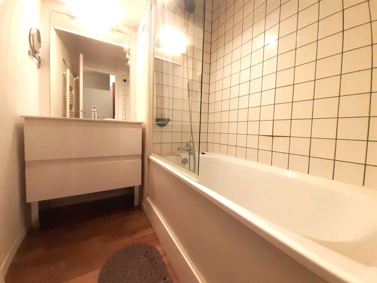 T2 4 couchages Vignec, bow-window sud, sauna & jacuzzi - Photo 9