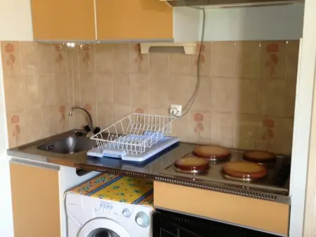 Appartement T2 avec Piscine à 1.5 km de la Plage - 4 Couchages au Barcarès : photo 4
