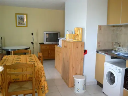 Appartement T2 avec Piscine à 1.5 km de la Plage - 4 Couchages au Barcarès : photo 9
