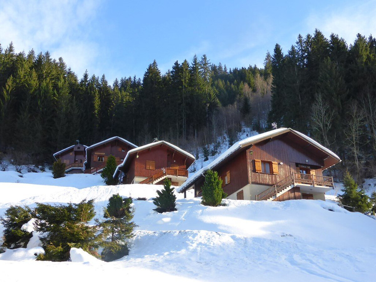 T2 cosy avec terrasse à Arêches, navette ski gratuite - Photo 7