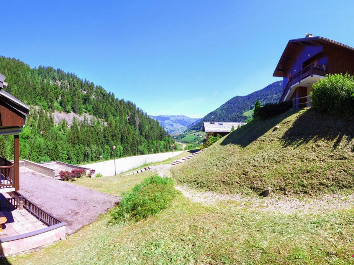 T2 cosy avec terrasse à Arêches, navette ski gratuite - Photo 15
