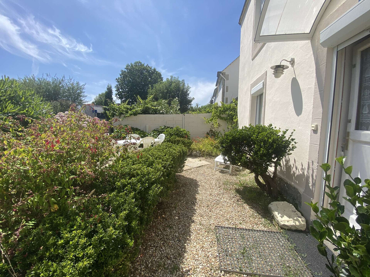 Appartement jardin et terrasse à 250 m de la plage - Photo 13