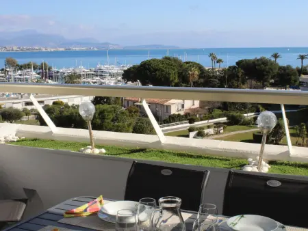 Location appartement à Villeneuve Loubet, Appartement 2P, 4 couchages, climatisé avec parking à Villeneuve-Loubet Plage