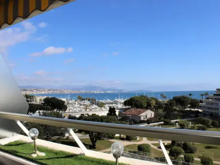 Appartement 2 pièces climatisé avec vue mer à Villeneuve-Loubet : photo 4
