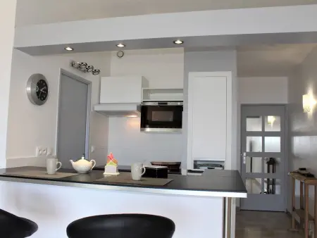 Appartement 2 pièces climatisé avec vue mer à Villeneuve-Loubet : photo 16