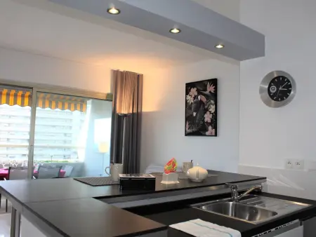 Appartement 2 pièces climatisé avec vue mer à Villeneuve-Loubet : photo 18
