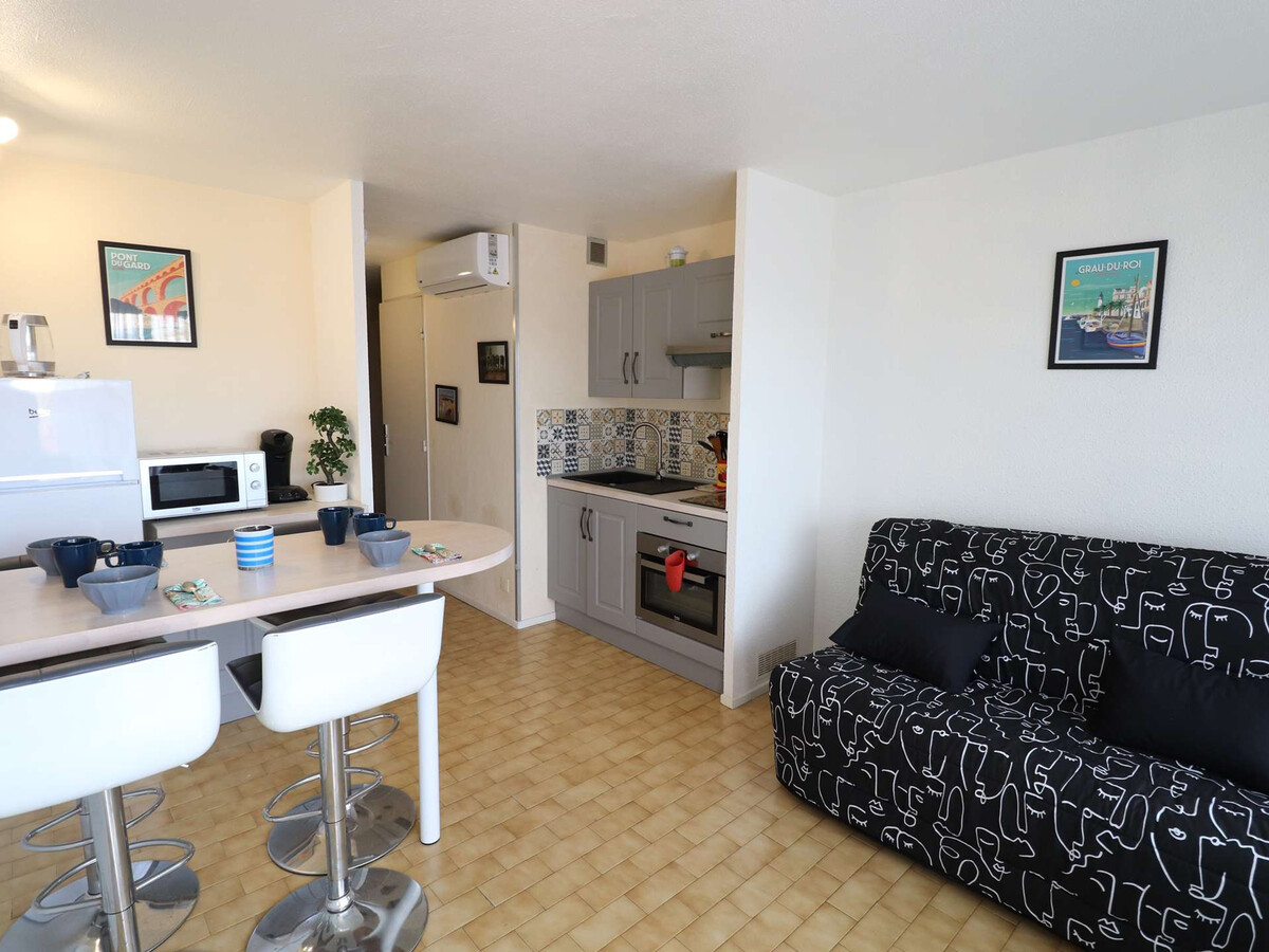 Studio cabine climatisé avec piscine au Grau-du-Roi - Photo 2