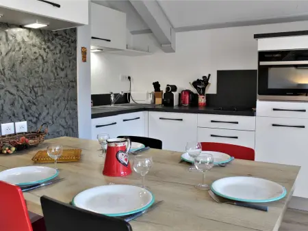 Studio rénové mezzanine 6 pers, balcon sud-est, Risoul : photo 8