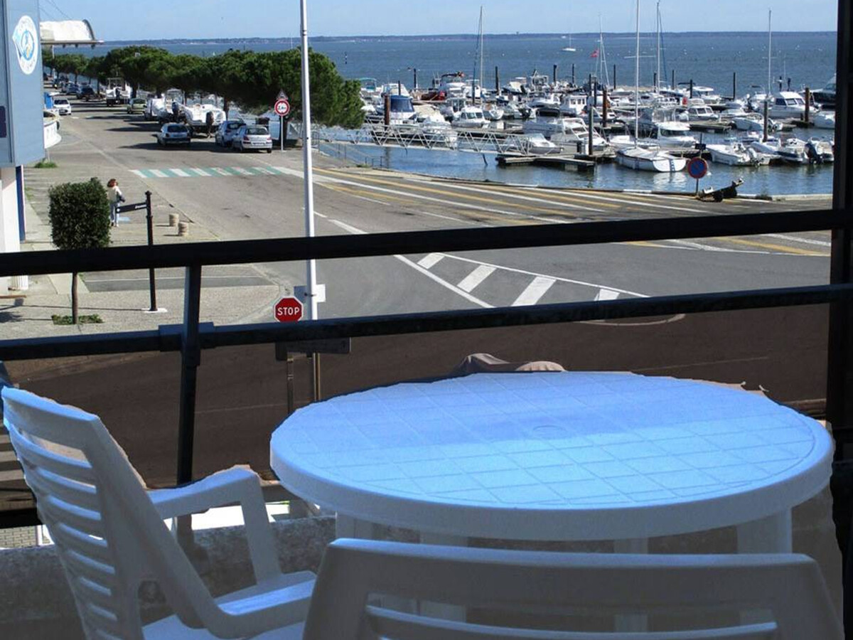T2 Arcachon avec vue bassin, balcon et parking - Photo 7