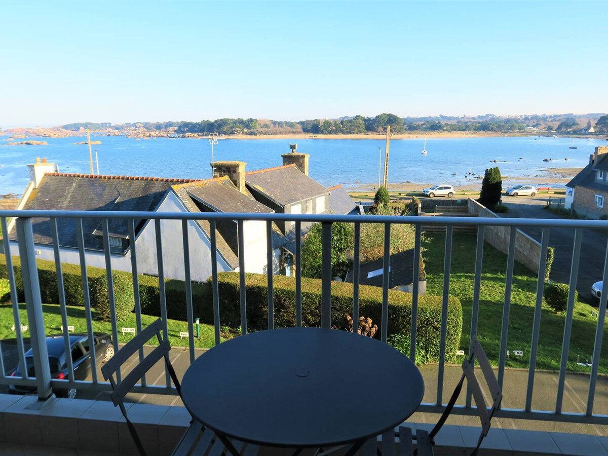 Appartement 3* Trégastel, vue mer et balcon face baie - Photo 17