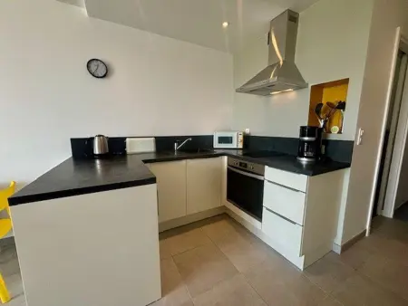 Studio de charme rénové, balcon sud-ouest et parking à Quiberon : photo 7