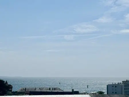 Studio de charme rénové, balcon sud-ouest et parking à Quiberon : photo 10